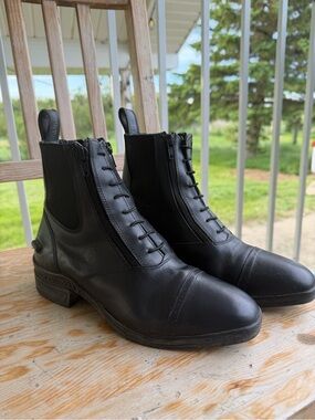 Women’s AUKEN Classic Black Leather Paddock Boots with Side Zippers